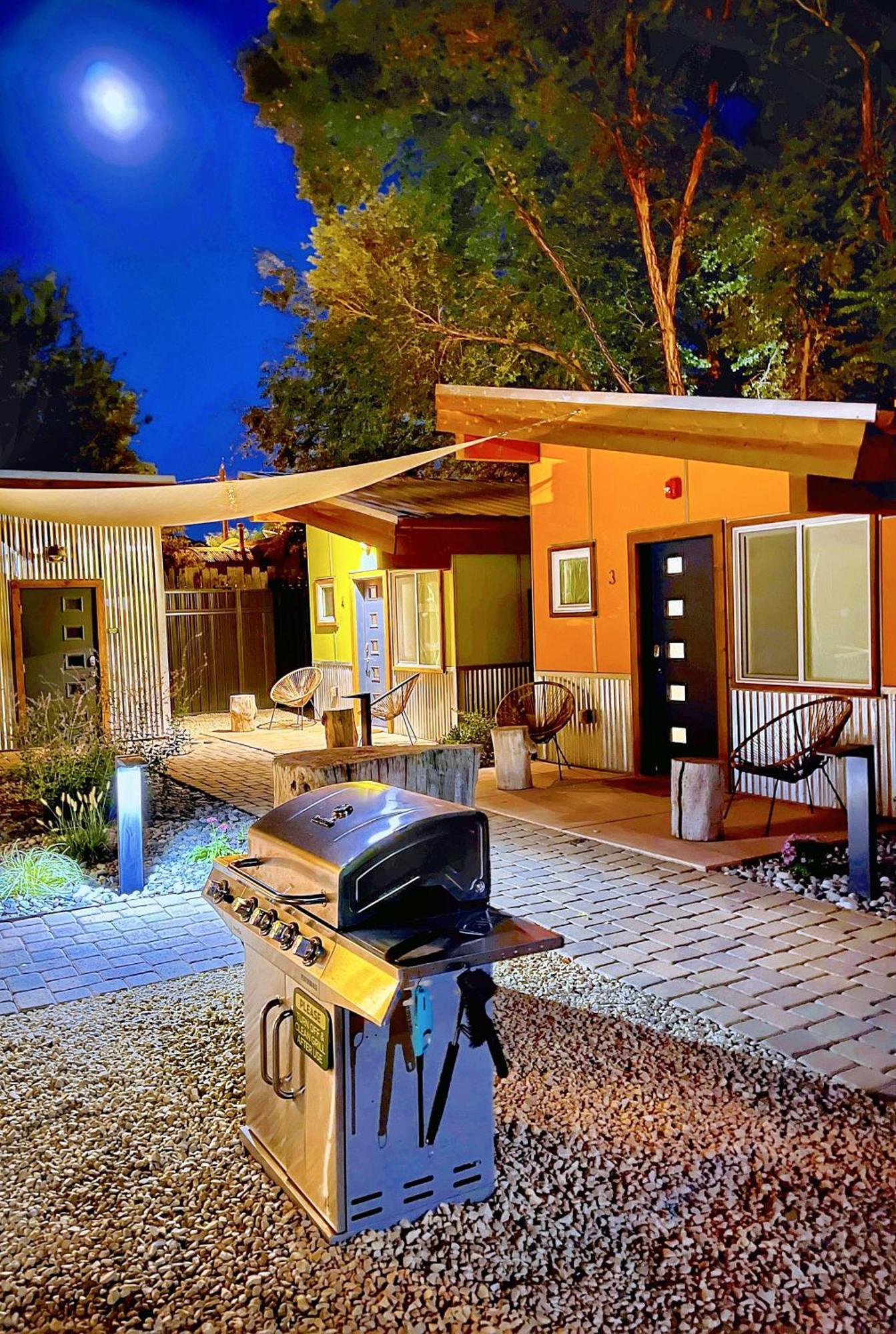 Downtown Kokopelli West 4 - Newly Remodeled Stylish Studio Moab Exterior photo
